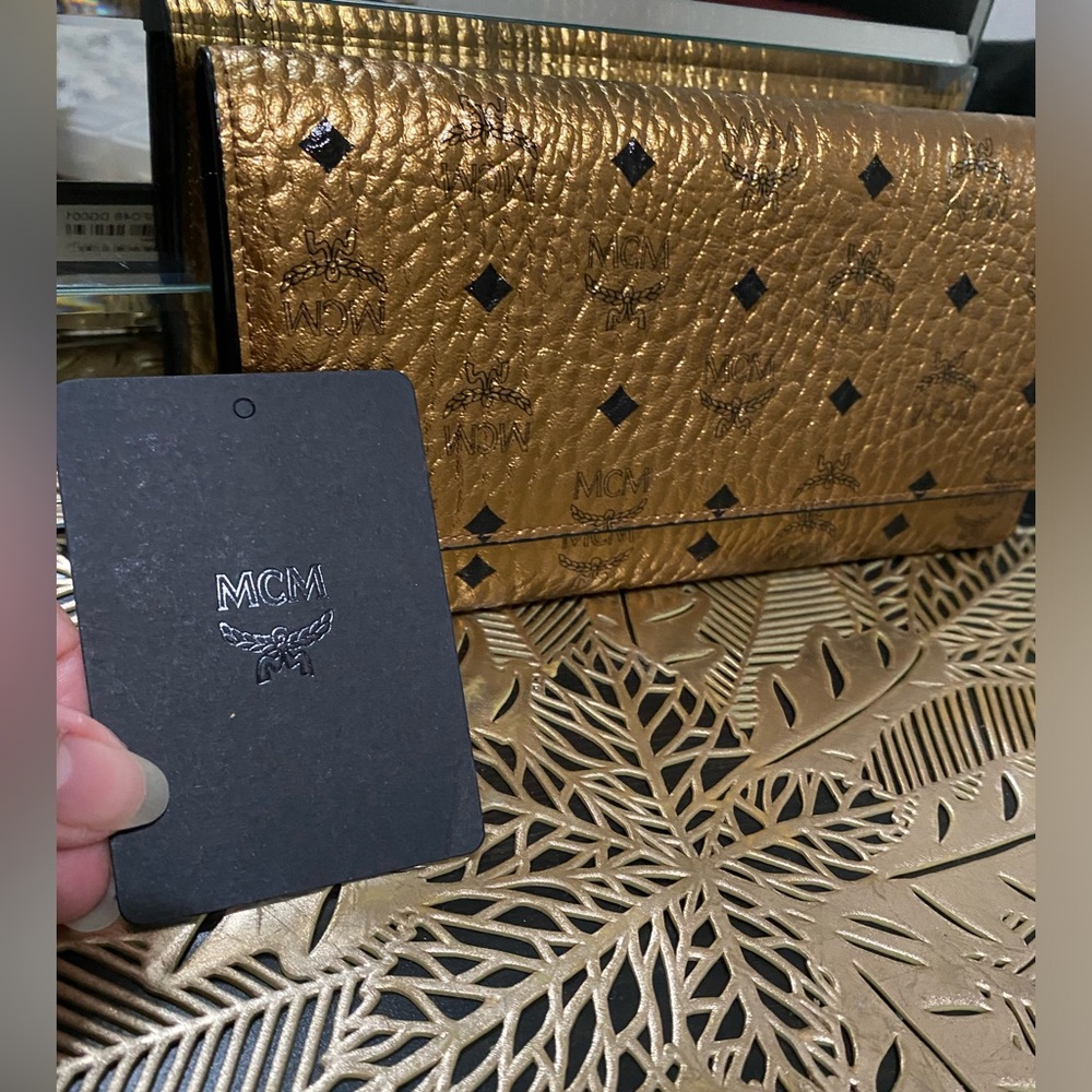 MCM wallet
